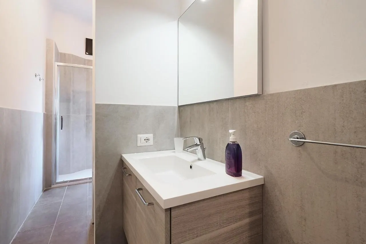 Primopiano - Ferrante Aporti Flats Apartment Milan 0*,  Italy