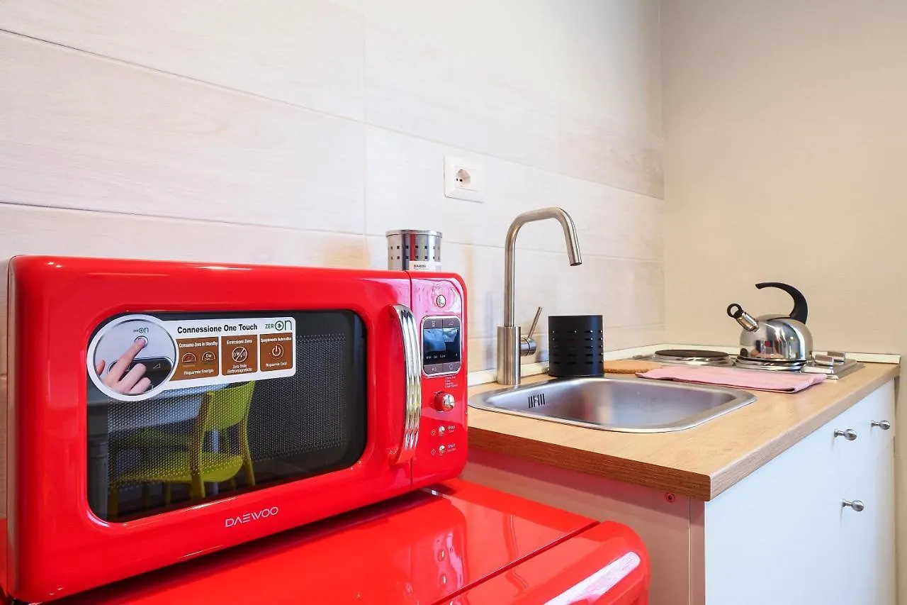 Primopiano - Ferrante Aporti Flats Apartment Milan 0*,
