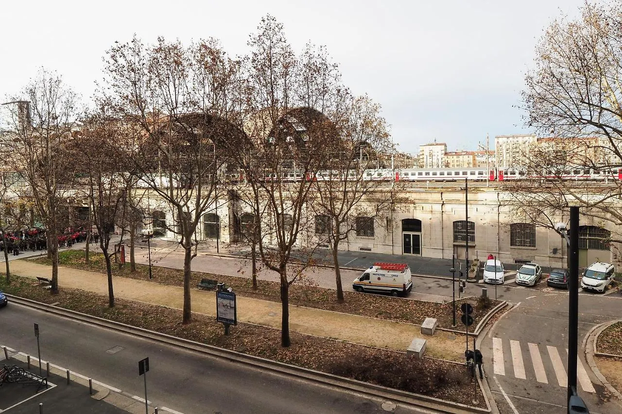 Primopiano - Ferrante Aporti Flats Apartman Milánó Olaszország
